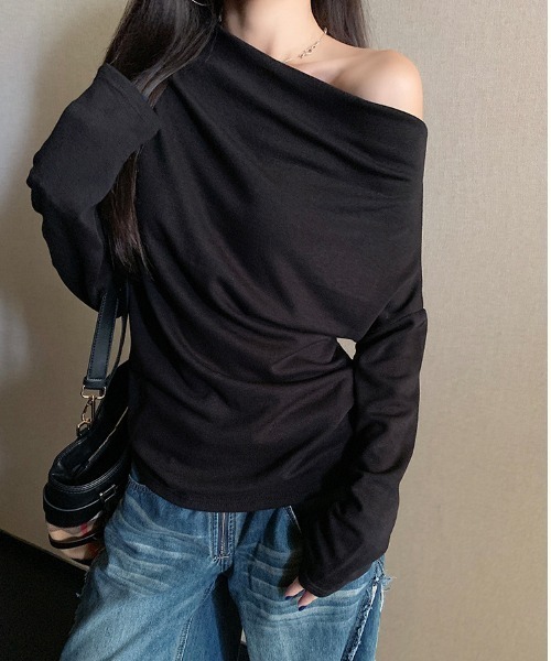 FREE STYLISTS(フリー スタイリスト)の「YUGA_YGMC Half-shoulder draped top(Tシャツ/カットソー・レディース・ライトグレー/オートミール/ブラック・FREE)」の6枚目の写真