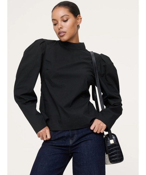 Banana Republic（バナナリパブリック）の「ストレッチ コットン パフスリーブ トップス（シャツ/ブラウス・レディース・ブラック/アイボリー・M/XS/S/L）」の2枚目の写真