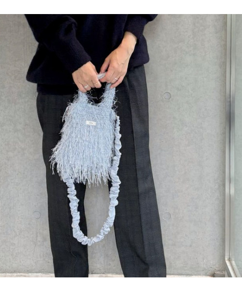 Uhr（ウーア）の「Uhr baby & kids 別注 shaggy Mini ShoulderBag kids（トートバッグ・レディース・ブラック/スカイブルー・FREE）」の6枚目の写真