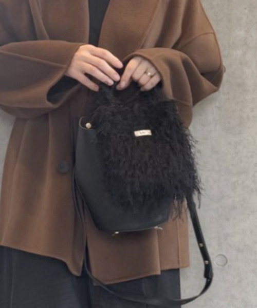 Uhr（ウーア）の「Uhr baby & kids 別注 shaggy Mini ShoulderBag kids（トートバッグ・レディース・ブラック/スカイブルー・FREE）」の4枚目の写真