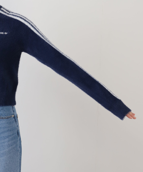 adidas(アディダス)の「adidas / アディダス FLUFFY CARDIGAN(カーディガン/ボレロ・レディース・ネイビー/グリーン・SMALL)」の12枚目の写真
