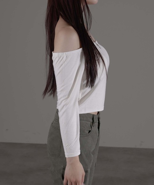 apres jour mignon（アプレジュールミニョン）の「オフショルカップ付きインナー（チューブトップ・レディース・オフホワイト/ブラック・フリー/LARGE）」の7枚目の写真