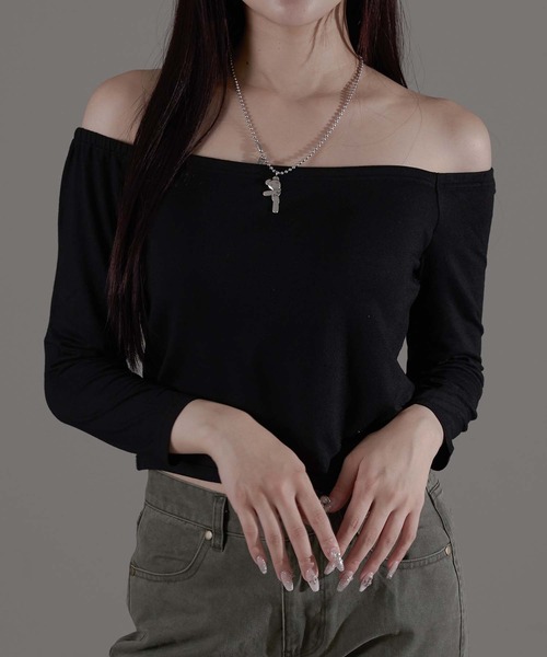 apres jour mignon（アプレジュールミニョン）の「オフショルカップ付きインナー（チューブトップ・レディース・オフホワイト/ブラック・フリー/LARGE）」の13枚目の写真