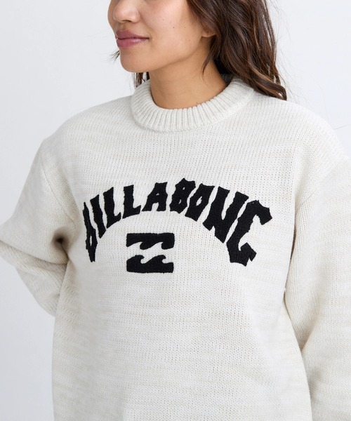 BILLABONG（ビラボン）の「BILLABONG レディース ARCH LOGO JQ CREW SW セーター 【2025年秋冬モデル】 @autumn/ビラボンフリントロゴ刺繍プルオーバークルーネックニットセーター（ニット/セーター・レディース・ブラック/アイボリー/ホワイト系その他・MEDIUM）」の5枚目の写真