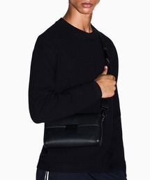 ARMANI EXCHANGE | 【A|X アルマーニ エクスチェンジ】NL ロゴプレート ショルダーバッグ(ショルダーバッグ)