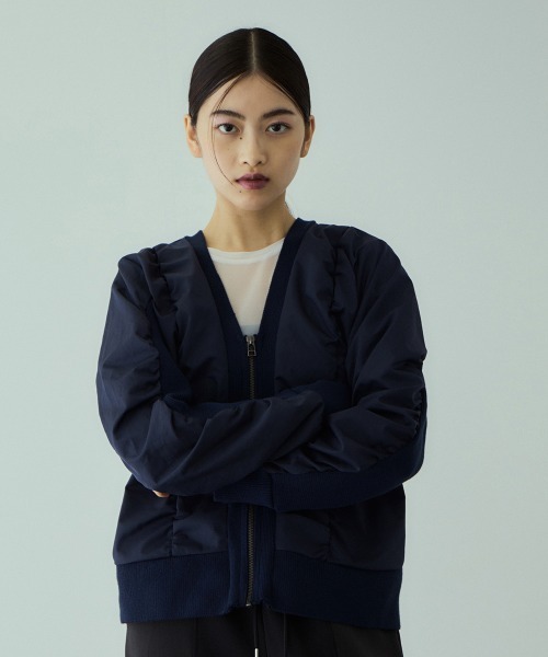 VICKY(ビッキー)の「ミラノリブギャザーZIPブルゾン(ブルゾン・レディース・ベージュ/ネイビー/ライトグレー・M)」の14枚目の写真