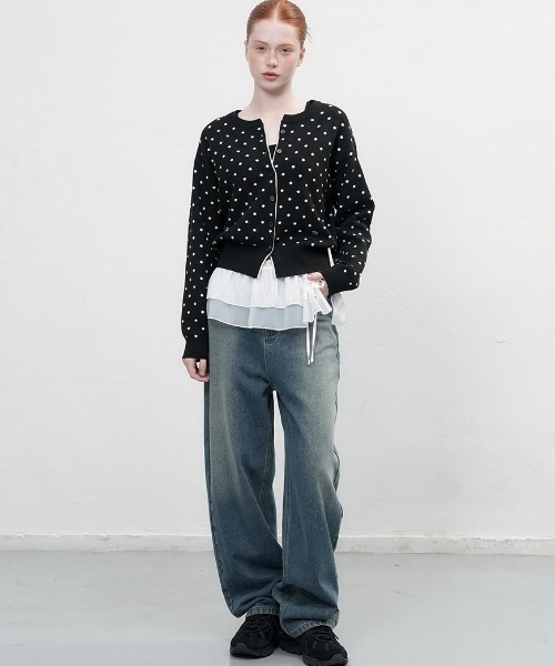 GENERAL IDEA（ジェネラルアイデア）の「semi loose fit dot cardigan セミルーズドットカーディガン（カーディガン/ボレロ・レディース・オリーブ/ブラック/チャコール・L/M/S）」の6枚目の写真