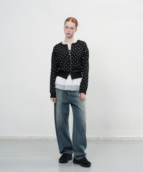 GENERAL IDEA（ジェネラルアイデア）の「semi loose fit dot cardigan セミルーズドットカーディガン（カーディガン/ボレロ・レディース・オリーブ/ブラック/チャコール・L/M/S）」の7枚目の写真