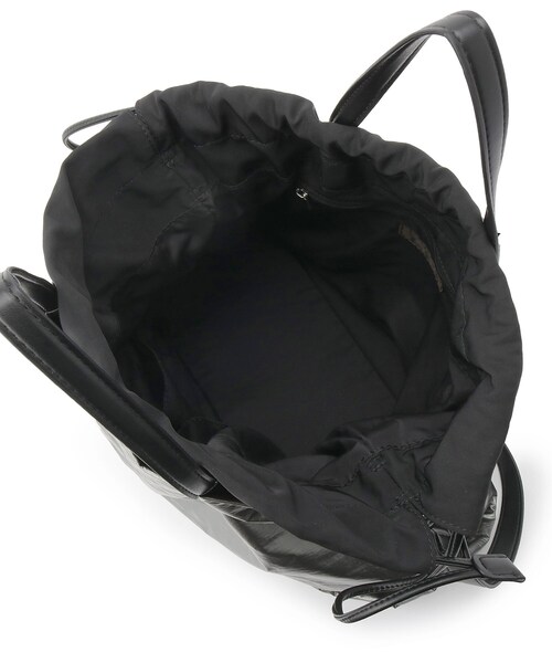 Reflect(リフレクト)の「【しっかり収納/小旅行に◎/インナーバッグ入り/ショルダー付き】2WAYナイロンバッグ(トートバッグ・レディース・チャコールグレー/ブラック・00)」の5枚目の写真