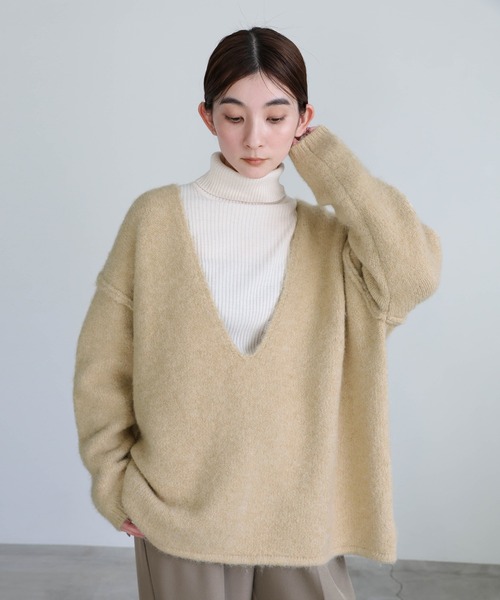 select MOCA(セレクトモカ)の「アウトリンキングVネックオーバーニット(ニット/セーター・レディース・ブラウン/グレー/ベージュ・FREE)」の13枚目の写真
