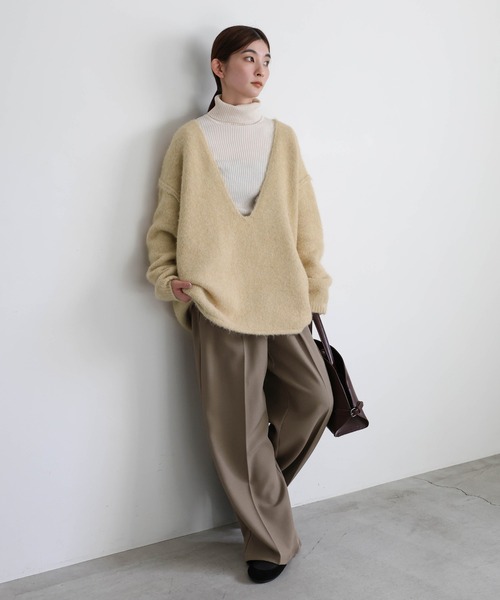 select MOCA(セレクトモカ)の「アウトリンキングVネックオーバーニット(ニット/セーター・レディース・ブラウン/グレー/ベージュ・FREE)」の10枚目の写真