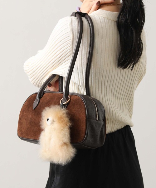 AULENTTI（オウレンティ）の「スエード×レザーボストン（ショルダーバッグ・レディース・ブラウン・FREE）」の6枚目の写真