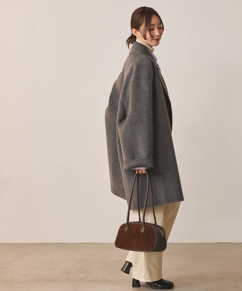 AULENTTI（オウレンティ）の「スエード×レザーボストン（ショルダーバッグ・レディース・ブラウン・FREE）」の4枚目の写真