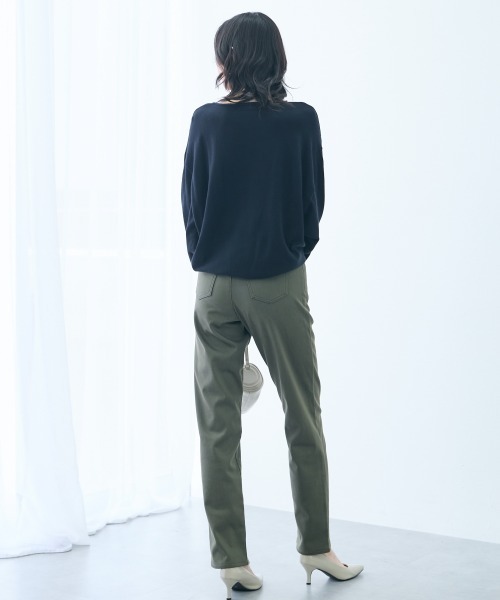 slattgir(スラットジール)の「高身長 ストレッチチノ裏フリースストレートパンツ(選べる股下82cm・86cm)(チノパンツ・レディース・ブラック/カーキ/オフホワイト・TLL2/TL2/TM2/TLL1/TL1/TM1/T3L1/T4L1/T5L1/T3L2/T4L2/T5L2)」の15枚目の写真