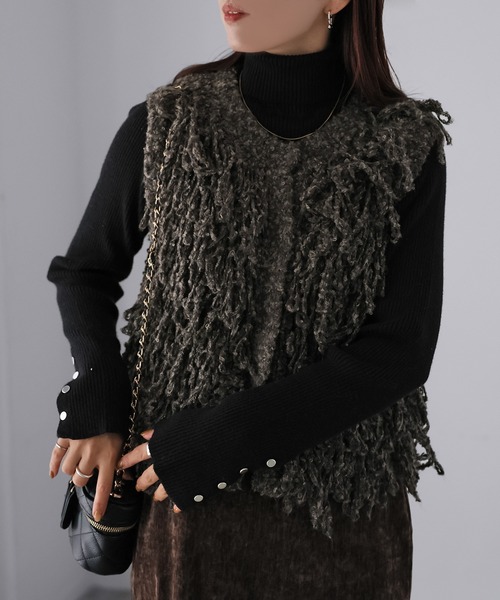 Riberry（リベリー）の「フリンジニットベスト（ベスト・レディース・ブラウン/チャコールグレー/アイボリー・FREE）」の11枚目の写真