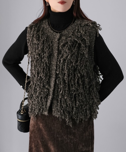 Riberry（リベリー）の「フリンジニットベスト（ベスト・レディース・ブラウン/チャコールグレー/アイボリー・FREE）」の10枚目の写真