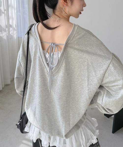 Jewelobe(ジュエローブ)の「バックディープVネックボリュームウラゲプルオーバー(スウェット・レディース・グレー/ブラック・FREE)」の10枚目の写真