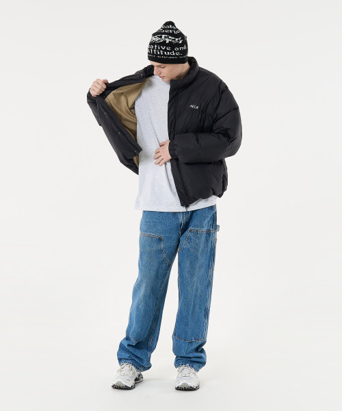 AECA(エイカ)の「AECA CURVED SHORT PUFFER JUMPER-BLACK(ダウンジャケット/コート・メンズ・その他・MEDIUM/LARGE/SMALL)」の5枚目の写真