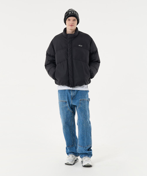 AECA(エイカ)の「AECA CURVED SHORT PUFFER JUMPER-BLACK(ダウンジャケット/コート・メンズ・その他・MEDIUM/LARGE/SMALL)」の6枚目の写真