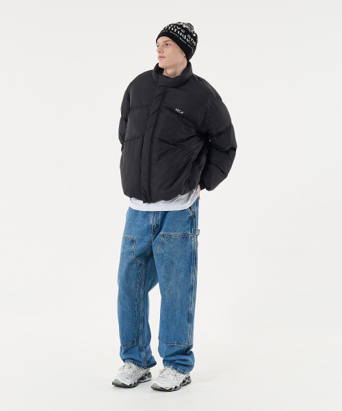 AECA(エイカ)の「AECA CURVED SHORT PUFFER JUMPER-BLACK(ダウンジャケット/コート・メンズ・その他・MEDIUM/LARGE/SMALL)」の7枚目の写真