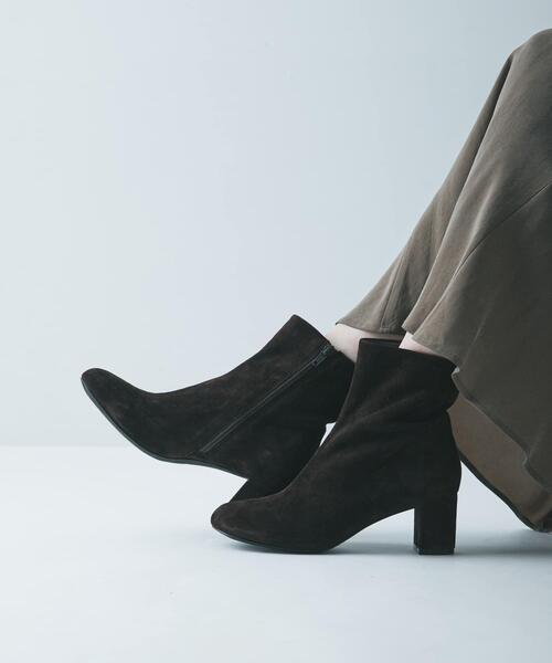 URBAN RESEARCH（アーバンリサーチ）の「オブリークトゥスエードブーツ（ブーツ・レディース・ベージュ/ブラウン・24.5/23.5/25/24）」の14枚目の写真