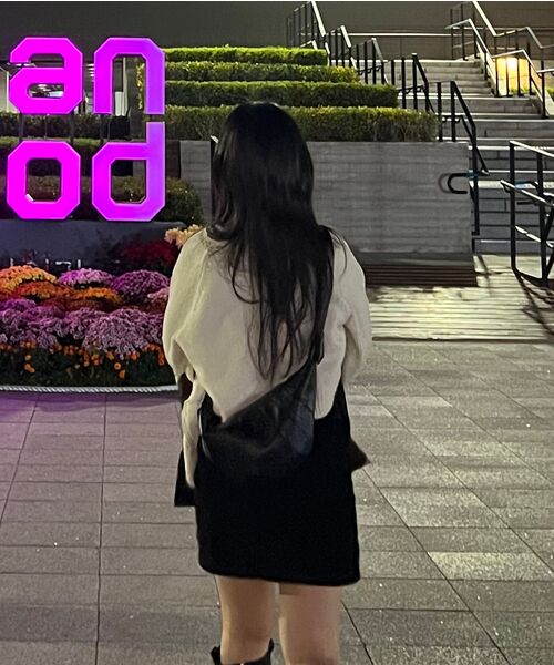 MUSINSA STANDARD WOMAN（ムシンサスタンダードウーマン）の「レディースコーデュロイミニスカート[ブラック]（スカート・レディース・その他・SMALL/MEDIUM/LARGE/X-SMALL）」の10枚目の写真