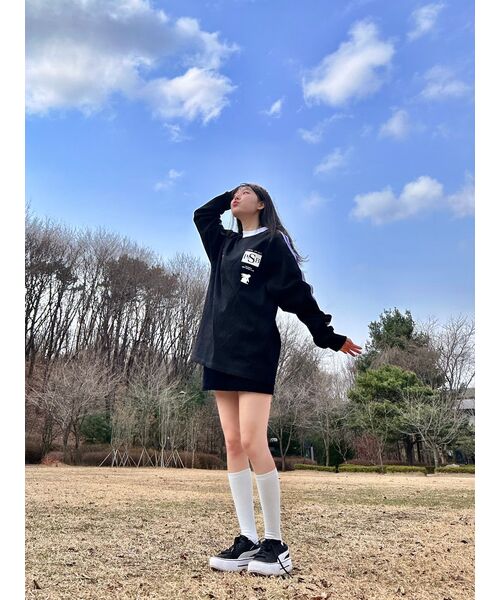 MUSINSA STANDARD WOMAN（ムシンサスタンダードウーマン）の「レディースコーデュロイミニスカート[ブラック]（スカート・レディース・その他・SMALL/MEDIUM/LARGE/X-SMALL）」の15枚目の写真