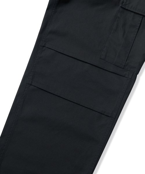 MUSINSA STANDARD（ムシンサスタンダード）の「コットンパラシュートカーゴパンツ[ダークグレー]（スウェットパンツ・メンズ・その他・40/38/42/36/27/28/29/34/32/30/31/33/26）」の8枚目の写真
