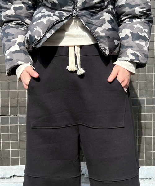 Chikashitsu +（チカシツプラス）の「【Chikashitsu +】heavy weight cotton design sweat pants / 【チカシツプラス】ヘビーウェイトコットンデザインスウェットパンツ（スウェットパンツ・メンズ・杢グレー/グレー/ブラック・ONE SIZE）」の15枚目の写真
