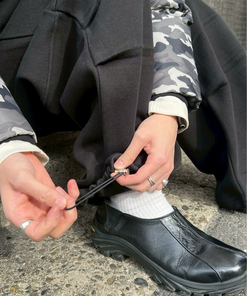 Chikashitsu +（チカシツプラス）の「【Chikashitsu +】heavy weight cotton design sweat pants / 【チカシツプラス】ヘビーウェイトコットンデザインスウェットパンツ（スウェットパンツ・メンズ・杢グレー/グレー/ブラック・ONE SIZE）」の17枚目の写真