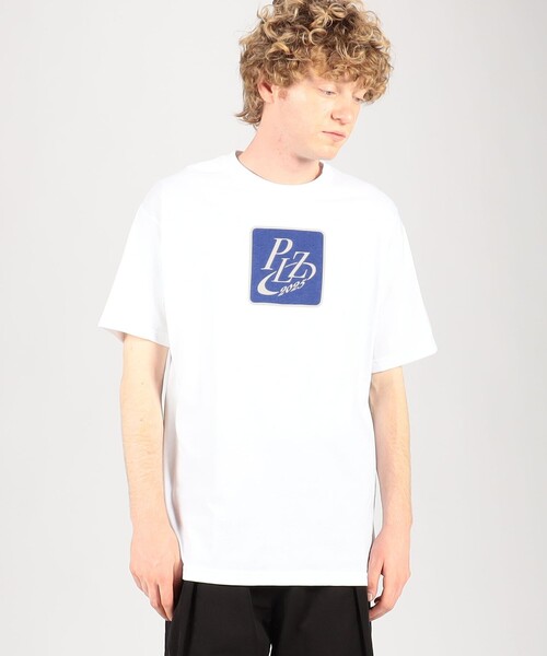 TOMORROWLAND （トゥモローランド）の「PLZ Make It Ruins PLZ Logo Tee（Tシャツ/カットソー・メンズ・ホワイト・L/M）」の2枚目の写真