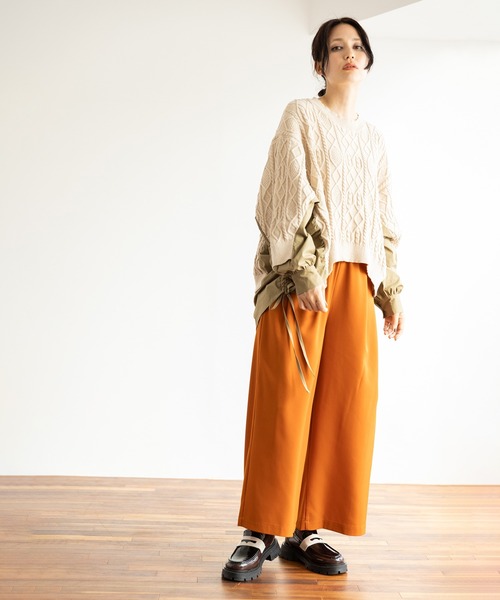 OSMOSIS（オズモーシス）の「ケーブル編切替ニットプルオーバー（ニット/セーター・レディース・アイボリー/ブラック/ライトグレー・ONE SIZE）」の5枚目の写真