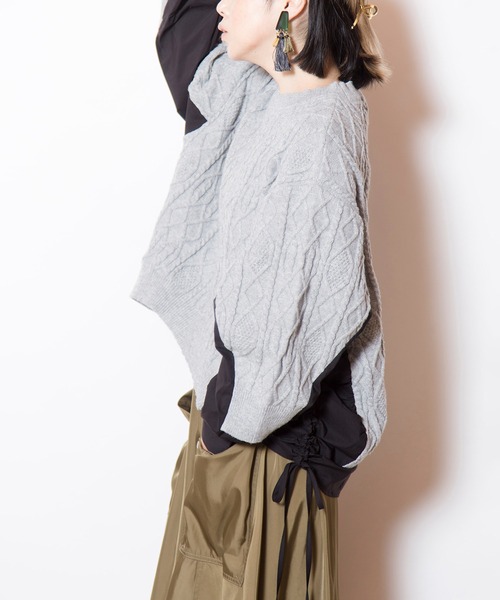 OSMOSIS（オズモーシス）の「ケーブル編切替ニットプルオーバー（ニット/セーター・レディース・アイボリー/ブラック/ライトグレー・ONE SIZE）」の17枚目の写真