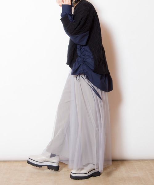 OSMOSIS（オズモーシス）の「ケーブル編切替ニットプルオーバー（ニット/セーター・レディース・アイボリー/ブラック/ライトグレー・ONE SIZE）」の21枚目の写真