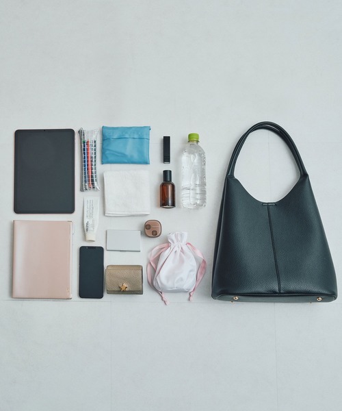 31 Sons de mode(トランテアン ソン ドゥ モード)の「ショルダーホーボーバッグ(ハンドバッグ・レディース・ホワイト/ブラック・フリ-)」の17枚目の写真