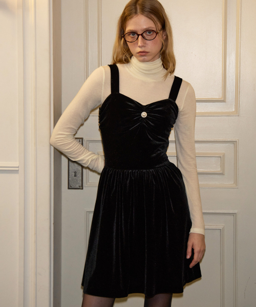 SALON DE YOHN(サロンドヨーン)の「Button Point Velvet Mini Dress(ワンピース・レディース・その他・SMALL/MEDIUM)」の1枚目の写真