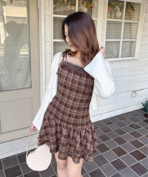 one way(ワンウェイ)の「フェザーボレロ(カーディガン/ボレロ・レディース・グレー/ホワイト/ブラック・FREE)」の21枚目の写真