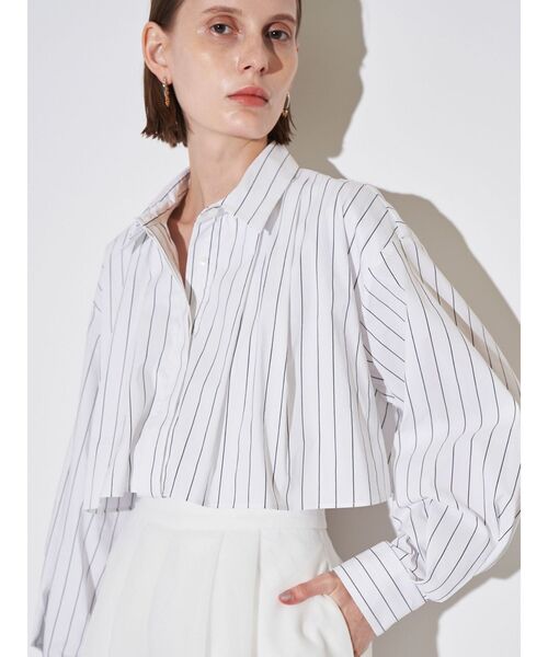 ELENDEEK(エレンディーク)の「ストライプレイヤードシャツ(シャツ/ブラウス・レディース・オフホワイト/ブルー/ピンク・FREE)」の7枚目の写真