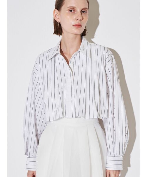 ELENDEEK(エレンディーク)の「ストライプレイヤードシャツ(シャツ/ブラウス・レディース・オフホワイト/ブルー/ピンク・FREE)」の8枚目の写真