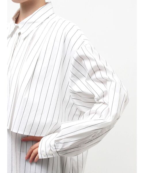 ELENDEEK(エレンディーク)の「ストライプレイヤードシャツ(シャツ/ブラウス・レディース・オフホワイト/ブルー/ピンク・FREE)」の20枚目の写真