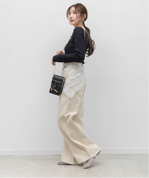 RANDA(ランダ)の「リボンベルトミニショルダーバッグ(ショルダーバッグ・レディース・アイボリー/ブラック/グレイッシュベージュ・FREE)」の12枚目の写真