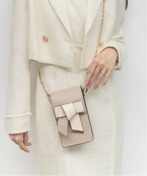 RANDA(ランダ)の「リボンベルトミニショルダーバッグ(ショルダーバッグ・レディース・アイボリー/ブラック/グレイッシュベージュ・FREE)」の18枚目の写真