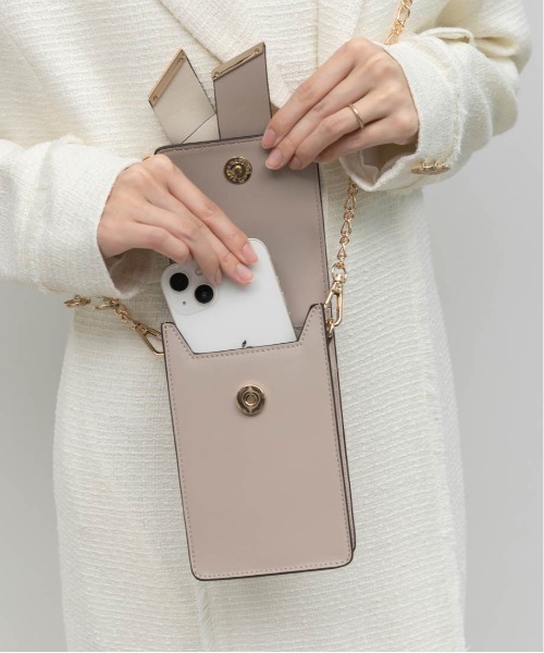 RANDA(ランダ)の「リボンベルトミニショルダーバッグ(ショルダーバッグ・レディース・アイボリー/ブラック/グレイッシュベージュ・FREE)」の19枚目の写真