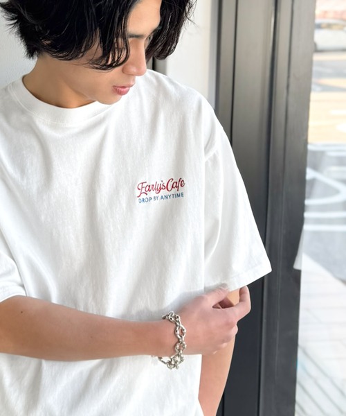 Java（ジャバ）の「《JaVaジャバコラボ》遊び心のあるグラフィックがコーデを盛り上げる！刺繍＆プリント使いダイナーデザインTシャツ（Tシャツ/カットソー・メンズ・チャコールグレー/ホワイト/ピンク・SMALL/MEDIUM/LARGE）」の10枚目の写真