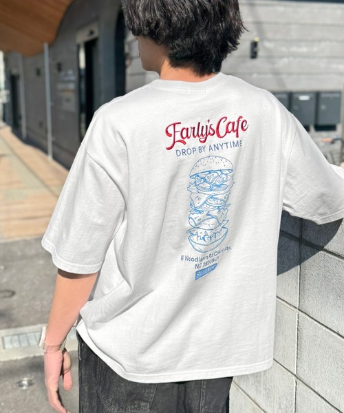 Java（ジャバ）の「《JaVaジャバコラボ》遊び心のあるグラフィックがコーデを盛り上げる！刺繍＆プリント使いダイナーデザインTシャツ（Tシャツ/カットソー・メンズ・チャコールグレー/ホワイト/ピンク・SMALL/MEDIUM/LARGE）」の15枚目の写真