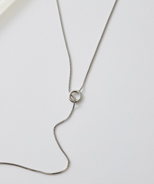 Lui's（ルイス）の「リングバランスネックレス（ネックレス・レディース・ゴールド/シルバー・FREE）」の9枚目の写真