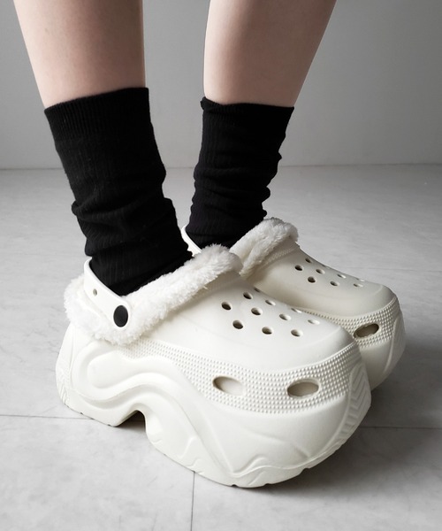 me+em select(ミームセレクト)の「【 2color 】厚底スニーカーソールボアクロッグサンダル / platform sneaker sole boa clog sandals(その他シューズ・レディース・ブラック/アイボリー・LARGE/MEDIUM/SMALL)」の8枚目の写真