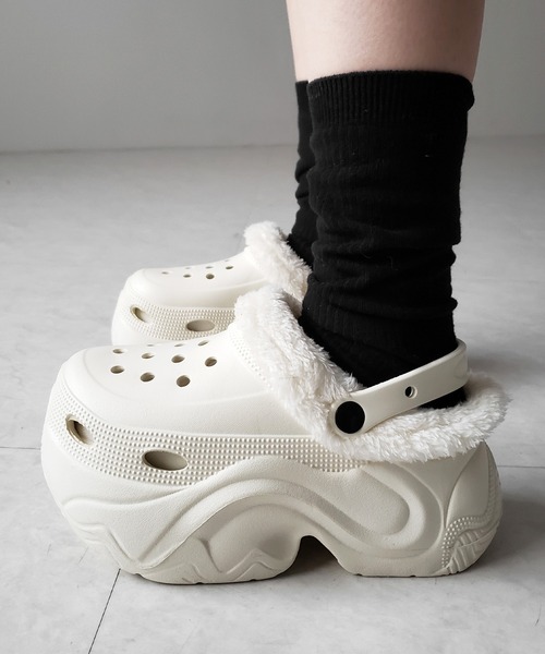 me+em select(ミームセレクト)の「【 2color 】厚底スニーカーソールボアクロッグサンダル / platform sneaker sole boa clog sandals(その他シューズ・レディース・ブラック/アイボリー・LARGE/MEDIUM/SMALL)」の10枚目の写真