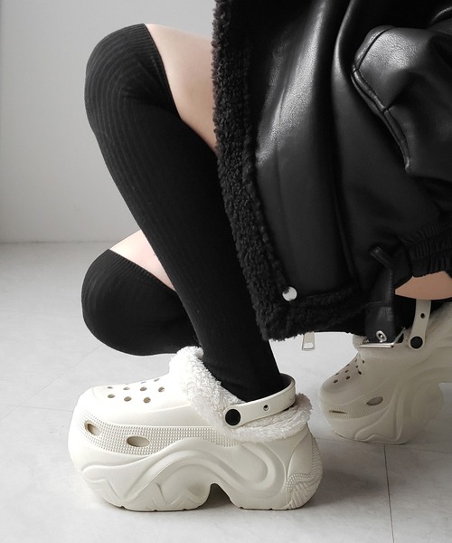 me+em select(ミームセレクト)の「【 2color 】厚底スニーカーソールボアクロッグサンダル / platform sneaker sole boa clog sandals(その他シューズ・レディース・ブラック/アイボリー・LARGE/MEDIUM/SMALL)」の18枚目の写真