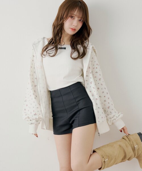 コンパクトショートパンツ（その他パンツ）｜Chico（チコ）の